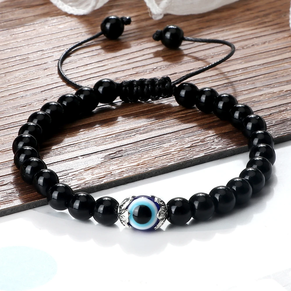 Браслет эластичный с бусинами из натурального камня 8 мм