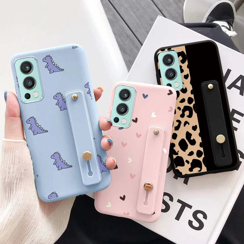 

Silicone Fundas For OnePlus Nord 2 Case Wrist Strap Silicone TPU Back Cover For Oneplus Nord2 1+ Nord 2 5G Flower Couqe Bumper