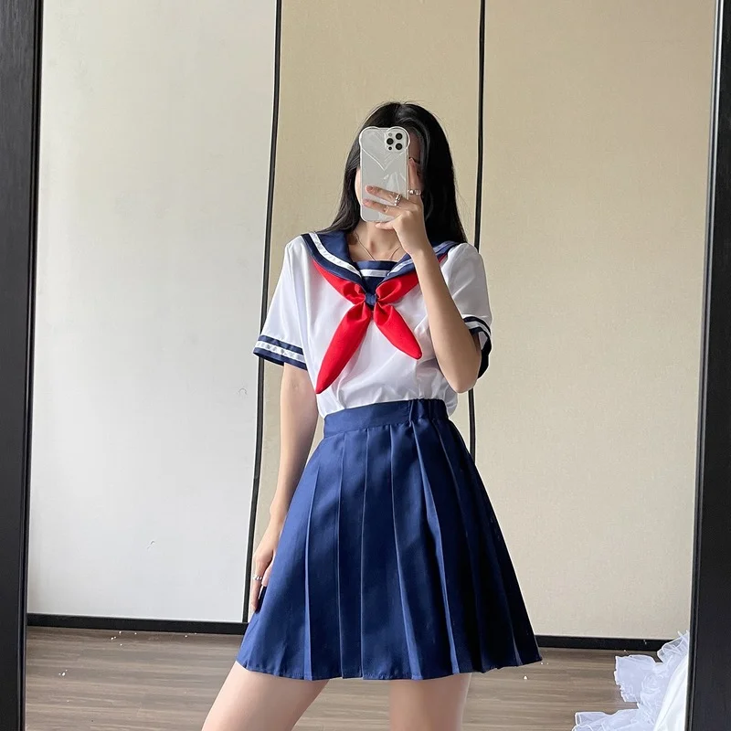 Японская школьная униформа для девочек цвет белый/синий |