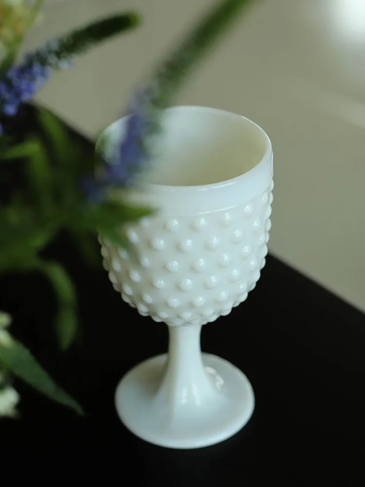 Винтажный редкий основной цвет бокал молочно-белого цвета высокая чашка