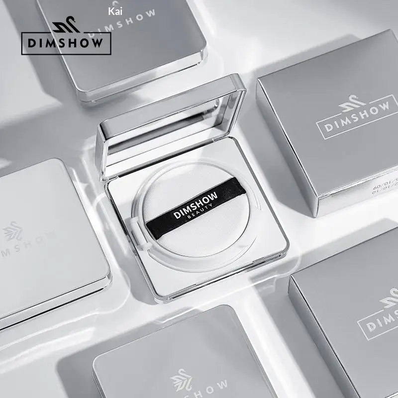Фото DIMSHOW Air Cushion BB-крем: Изолирующий BB-крем-консилер, матирующий, увлажняющий, жидкая основа, CC-крем №4