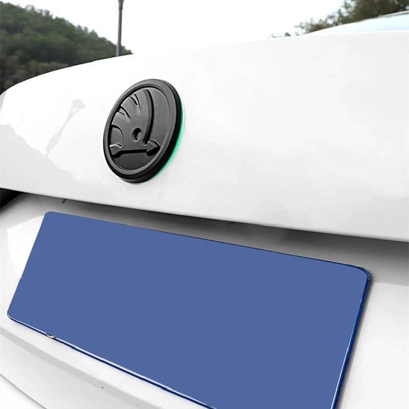 Наклейка на заднюю дверь автомобиля 80/90 мм 1 пара |