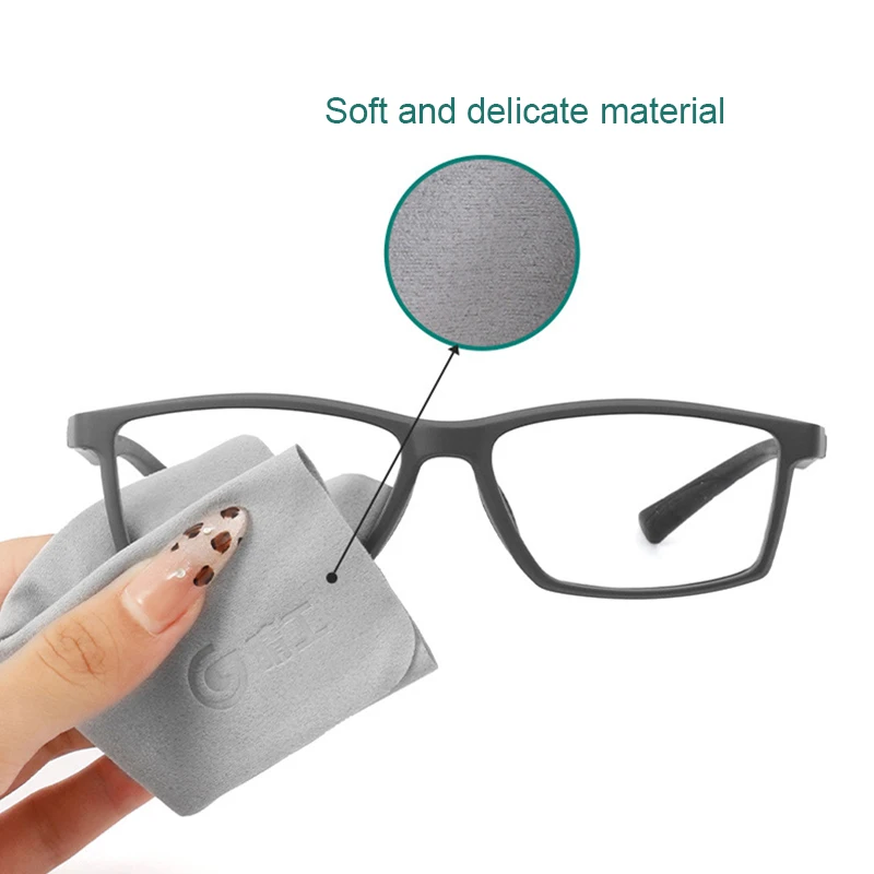 Фото 1PCS Reusable Anti-Fog Glasses Wipes Suede Pre-moistened Antifog Lens Cloth Defogger Eyeglass Wipe Eye Glasses Prevent Fogging №3