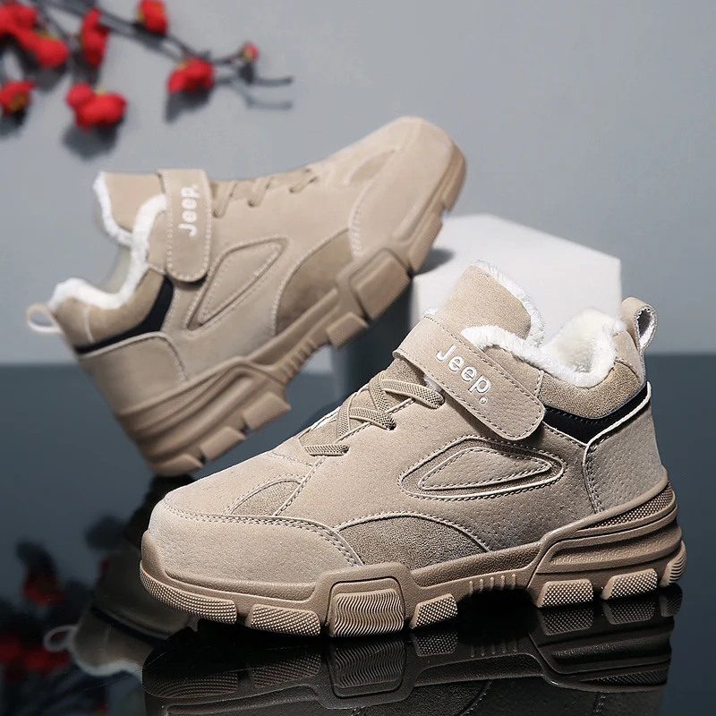 

2022 New Hiking Shoes for Boys Winter Thermal Outdoor Sneakers Shock-Absorbant Trekking Sneakers Soft Comfortable Walking Shoes