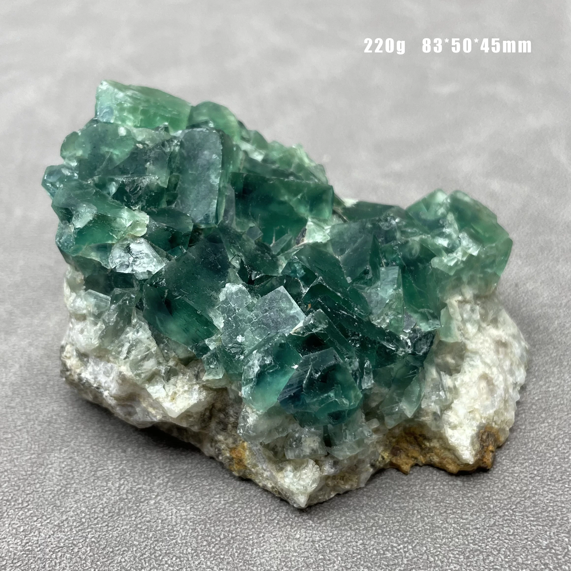 

100% Natural Green Fluorite Mineral Specimen Cluster Stones And Crystal Health Energy Healing Stone Decoration