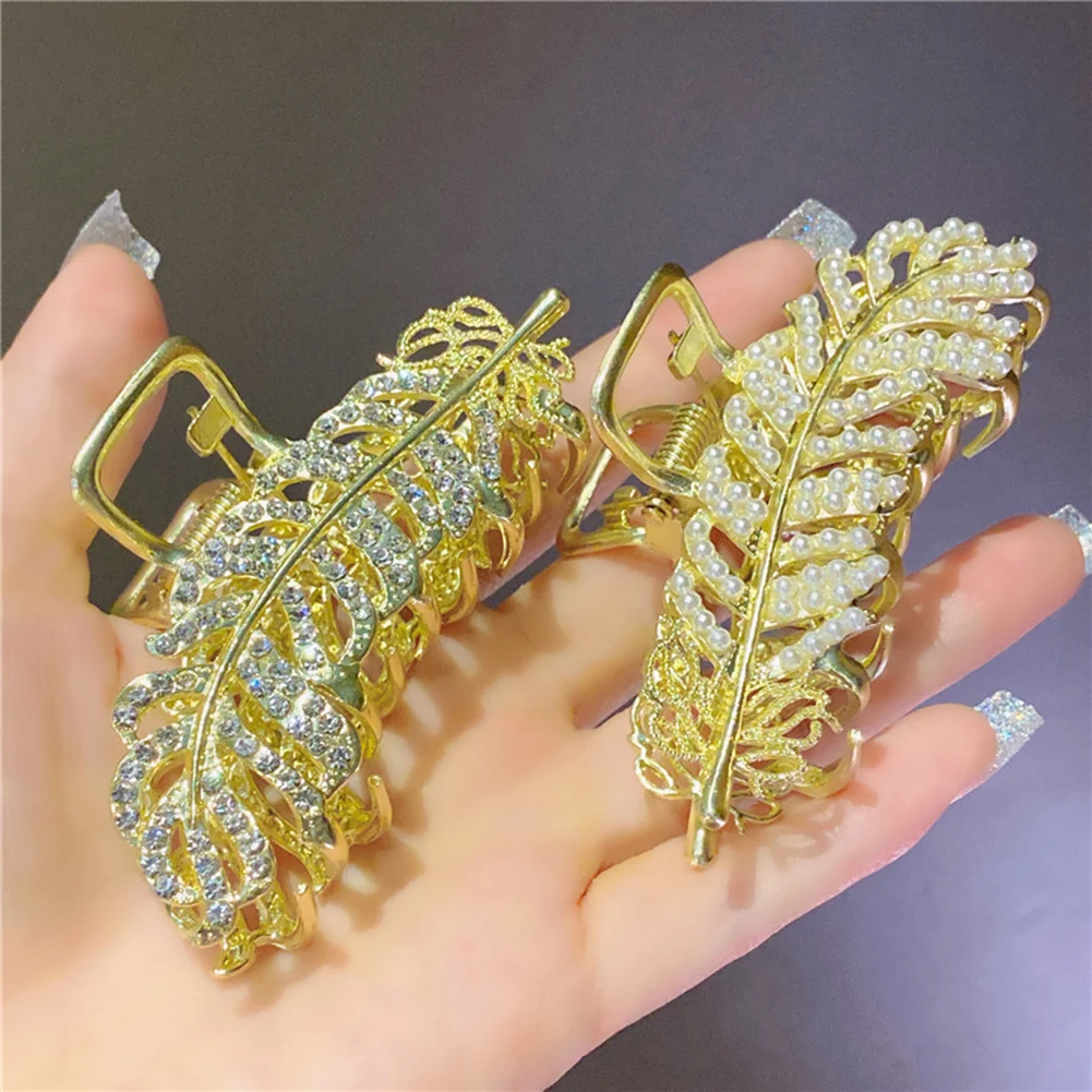 

1pcs Women Gold Color Geometric Hair Claw Hairpin Vintage Pearl Rhinestone Leaf Hair Clips Hairpin Hair Crab Hair Accessories