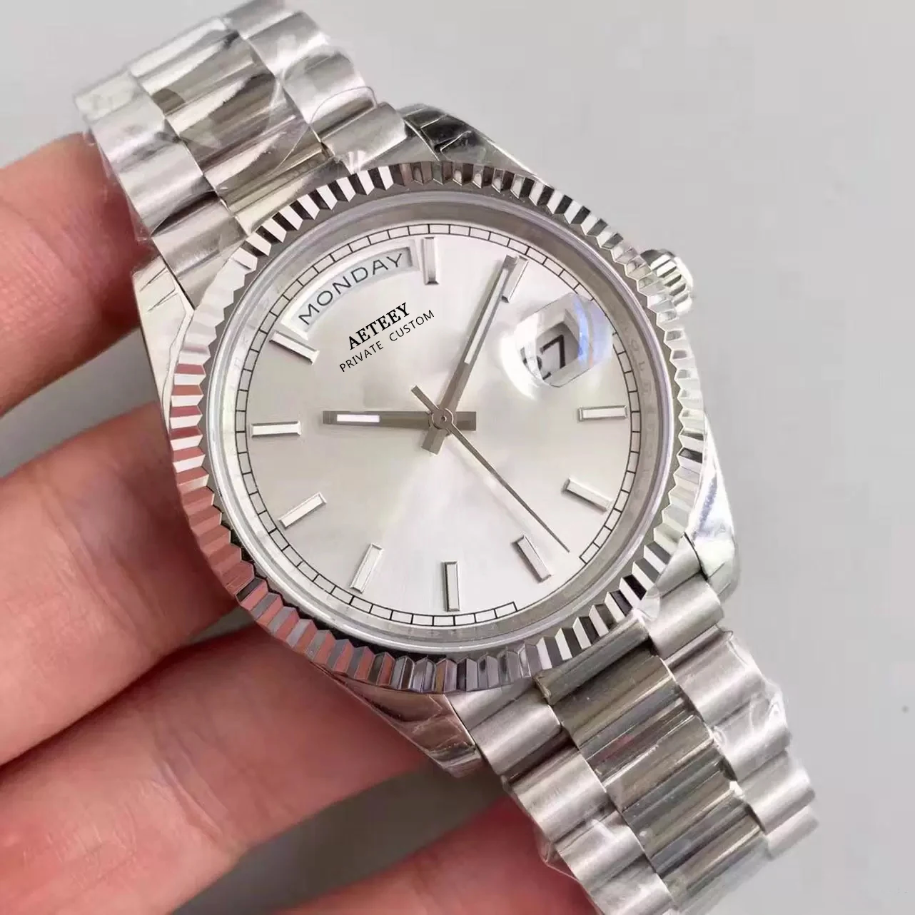 

Luxury Mens Watch Silver Dial Sapphire Crystal Automatic Mechanical Movement Waterproof Stainless Steel Male Wristwatch