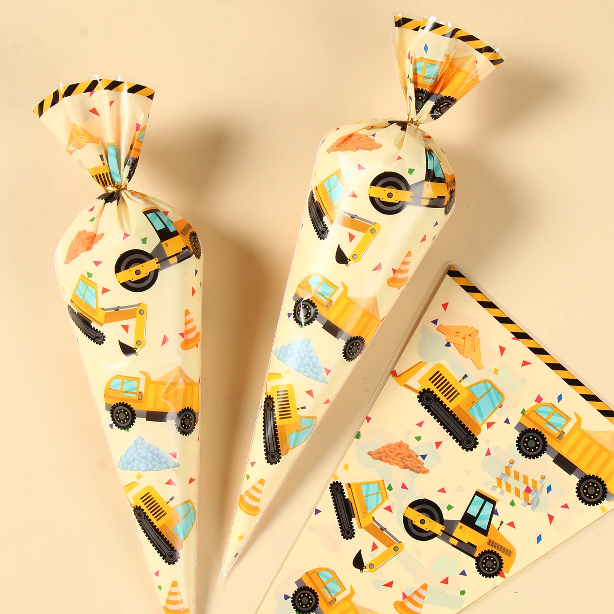 Рождественская тема конусные мешки для конфет украшение дня рождения мальчиков