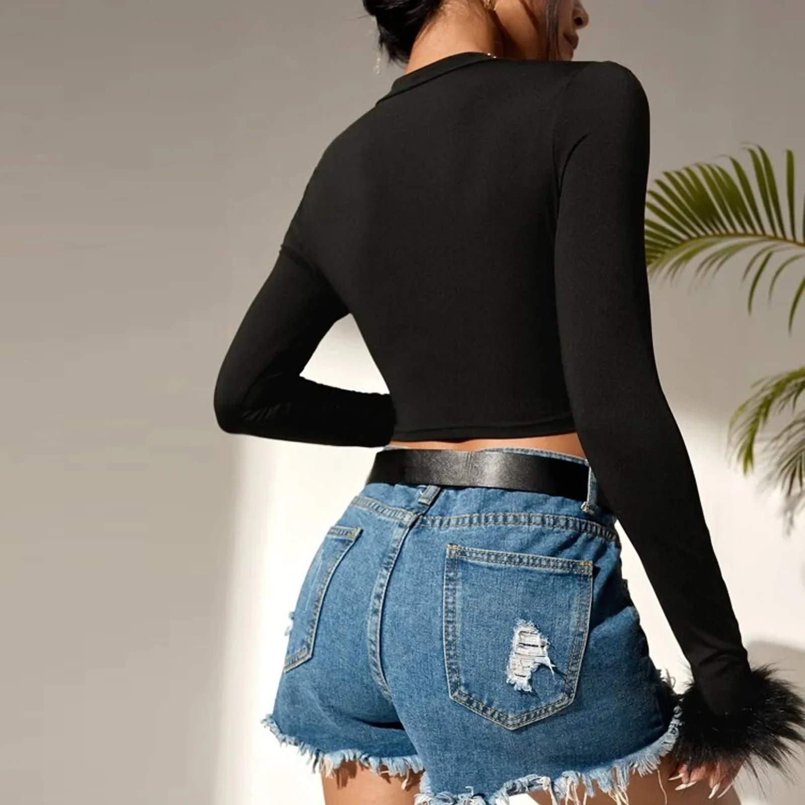 Женская утягивающая футболка с укороченным квадратным воротником и длинными