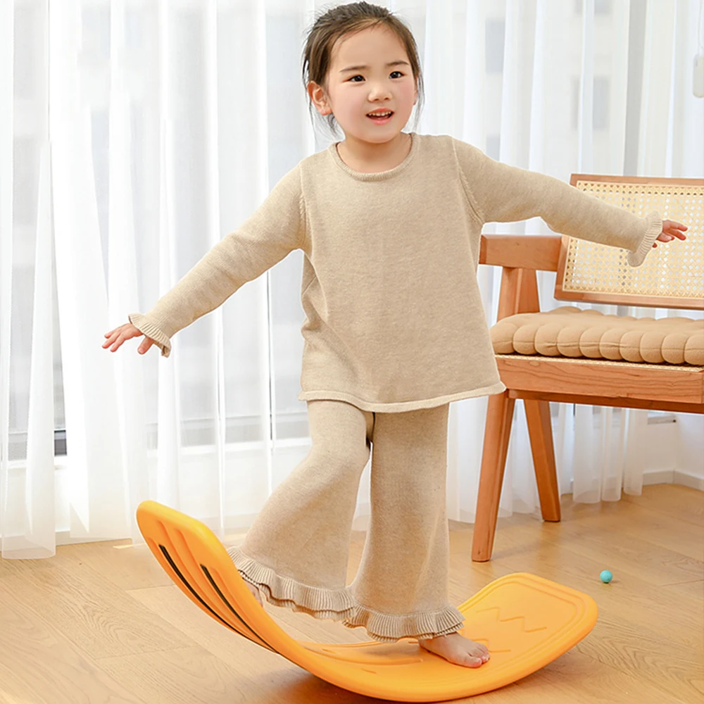 Child Balance Seesaw Kids Sensory Toys Indoor Curved Wobble Board Baby 2 Outdoor Yoga Board Sports Toy Games For Adults Juegos