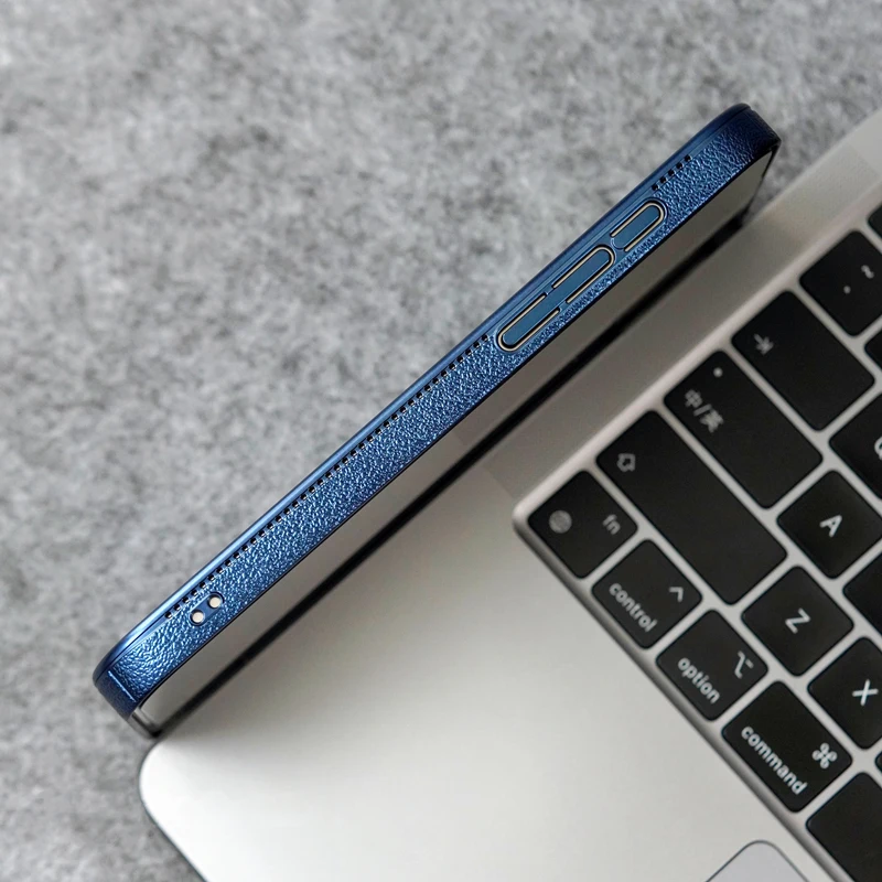 Ультратонкий сетчатый охлаждающий чехол MagSafe для телефона iPhone 15 16 Pro max 14 13