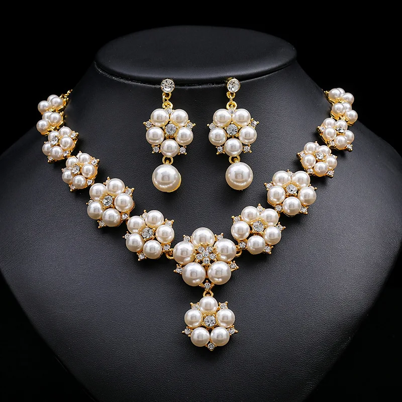 

New Elegant Flower Design White 18k Gold Color Pendant Necklaces and Drop Earrings Wedding Pearl Jewelry Sets For Brides
