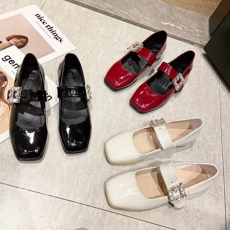 

Женские лакированные Туфли Мэри Джейн, однотонные туфли из лакированной кожи на плоской подошве с квадратным носком и ремешком с пряжкой, Р...