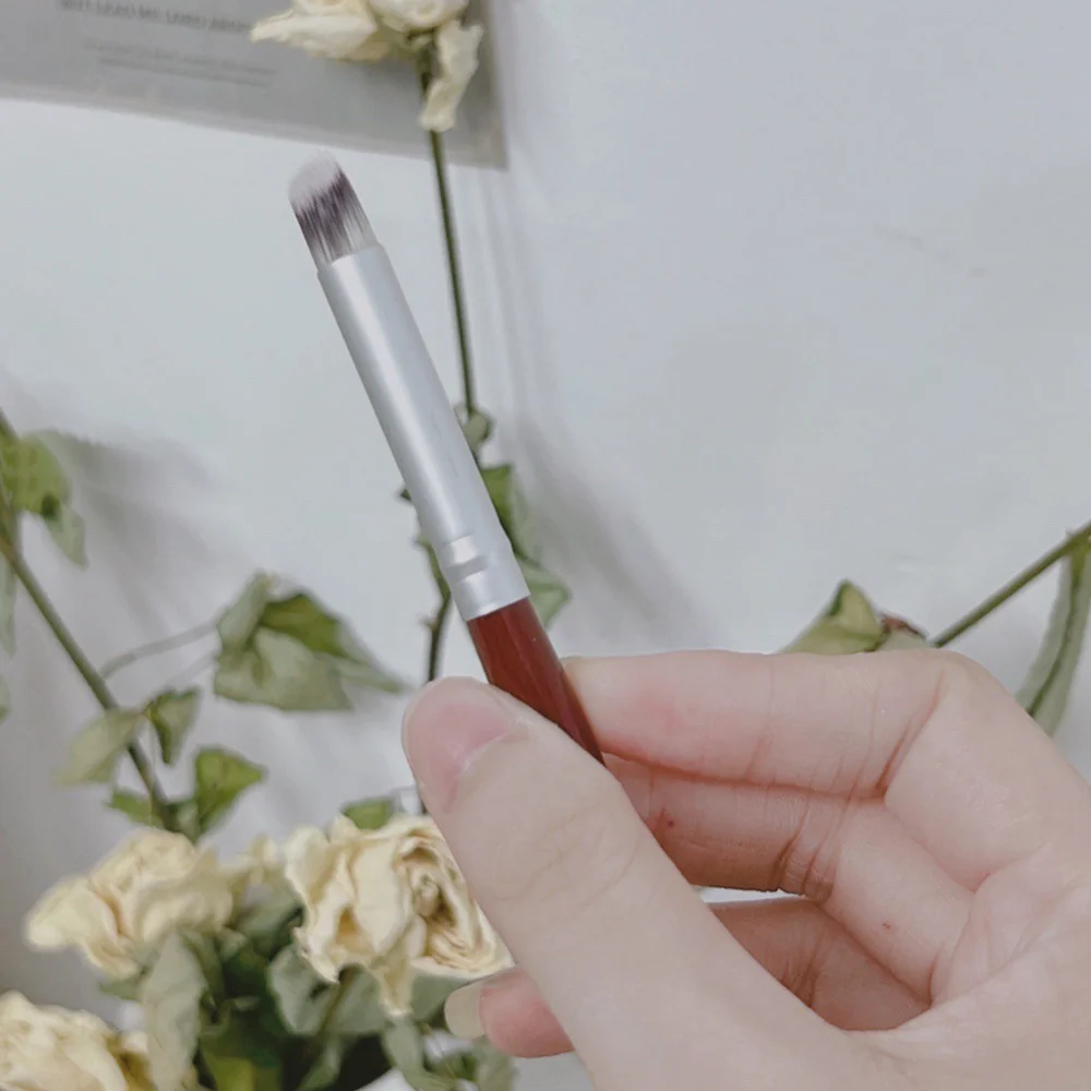 Рисунок 5 - Градиентная Кисть для ногтей