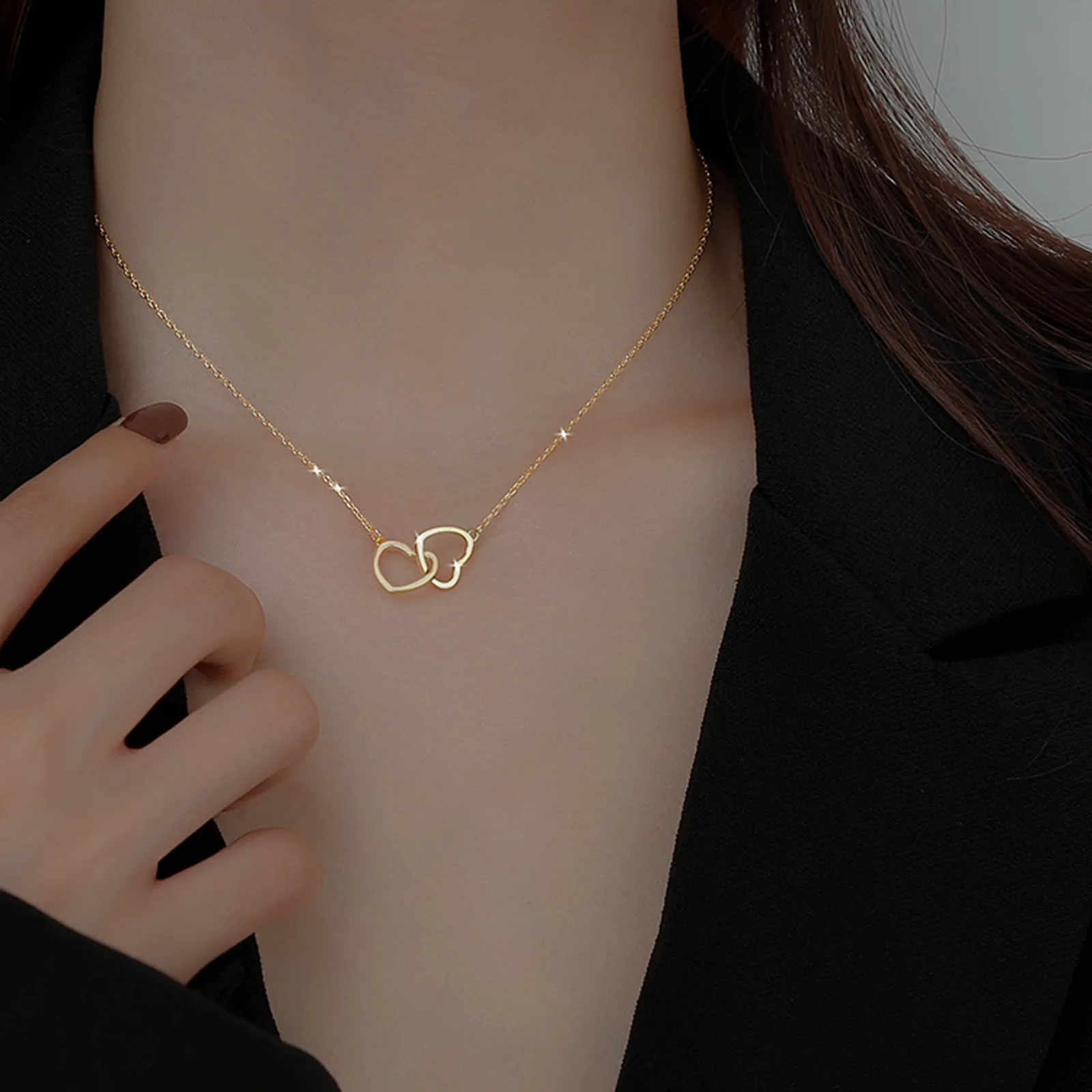 

Double Ring Heart-shaped Necklace Women's Collarbone Chain Temperament Simple Exaggerated Atmosphere Customized Pendants Choker
