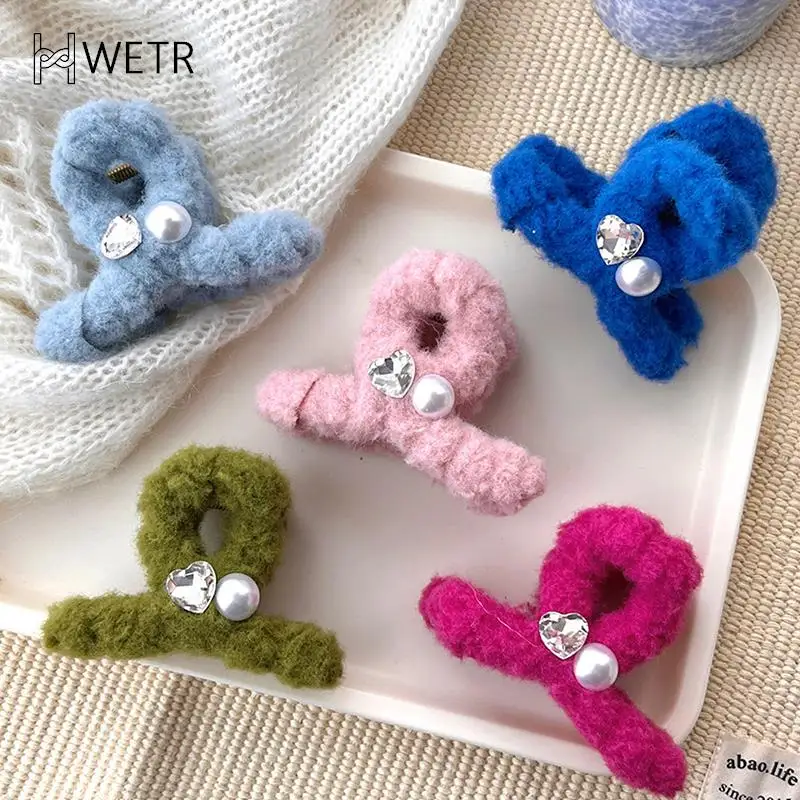 

Pearl Water Diamond Plush Hair Clip Feminine Style Plate Hair Clasp Clip Medium Back Head Shark Clip Hair Accessories