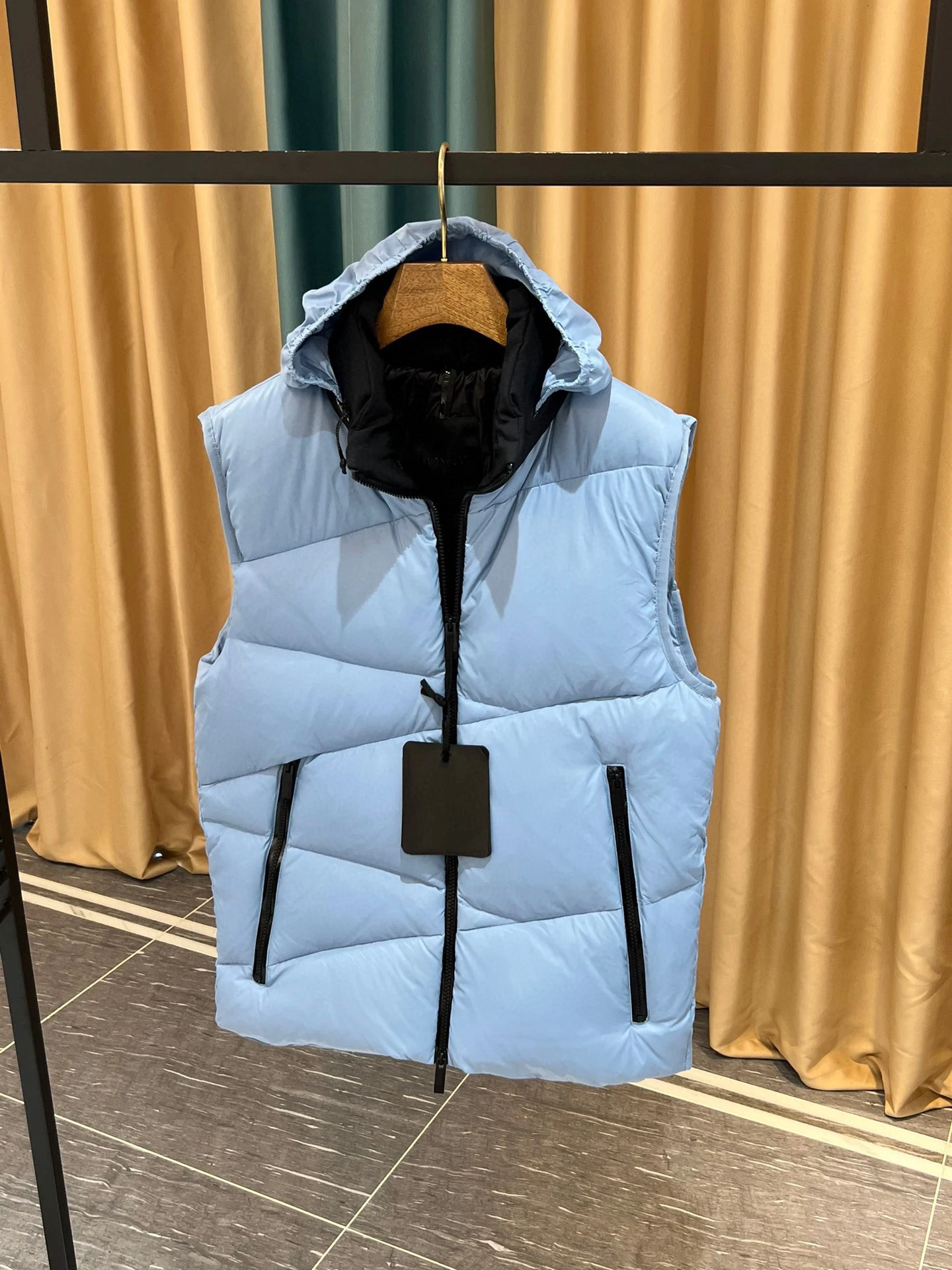 

High Quality 90 Goose Down Filled Blue Women's Jacket Hidden Hooded Sleeveless Women's Down Jacket Winter Fluffy Thick Warm