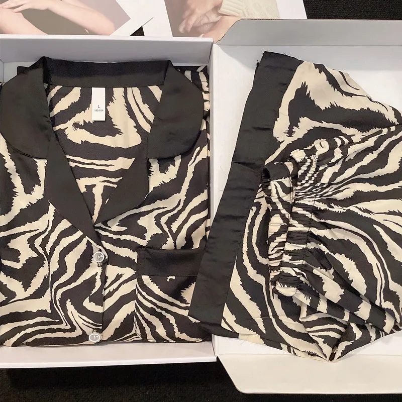 

Пижама женская для пар, Новинка лета 2023 года, ночная рубашка с короткими рукавами, Шелковый комплект мужской шелковой домашней одежды с принтом зебры