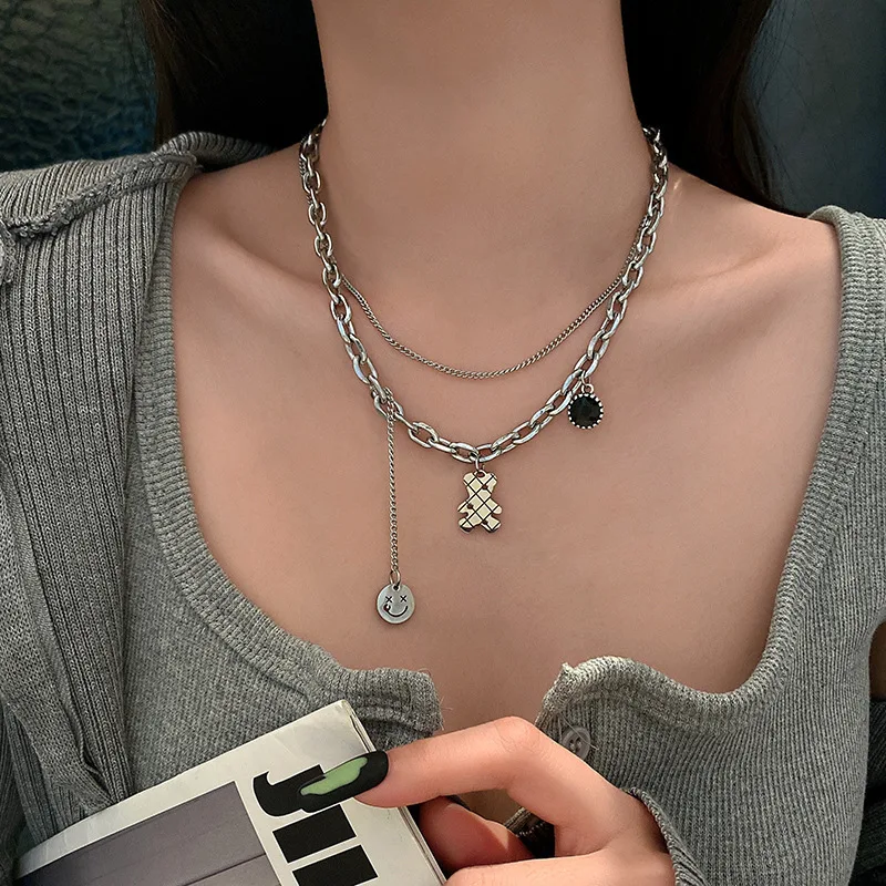 

Double Chains Smiling Face Bear Pendant Necklace for Women 2022 NEW INS Hip Hop Collarbone Chain Accessories Jewlery Charms