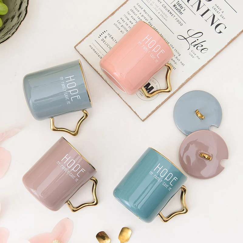 Керамическая кружка с крышкой золотой ручкой стакан для домашнего сока напитков