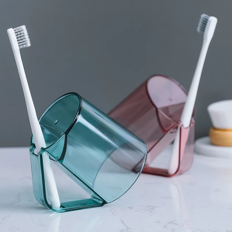 

Простая домашняя перевернутая зубная щетка, чашка для ополаскивания рта с ручкой, розовая