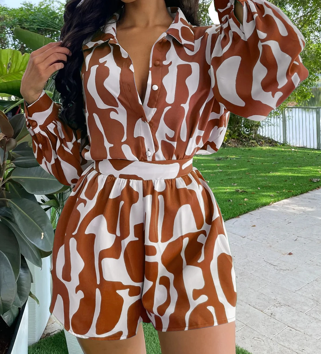 

Elegant 2 Piece Set Women Outfit 2023 Autumn Abstract Print Lantern Sleeve Top Fashion High Waist Shorts Set Streetwear Clothes
