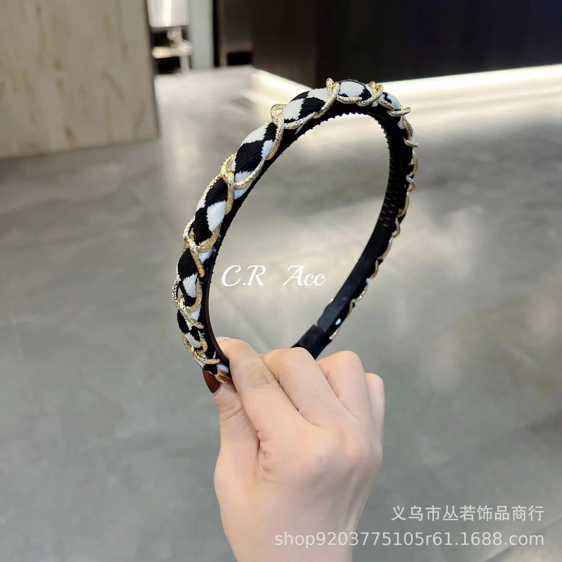 

Headbands for Women Girl Plaid Chain Hairband Hair Accessories Wholesale