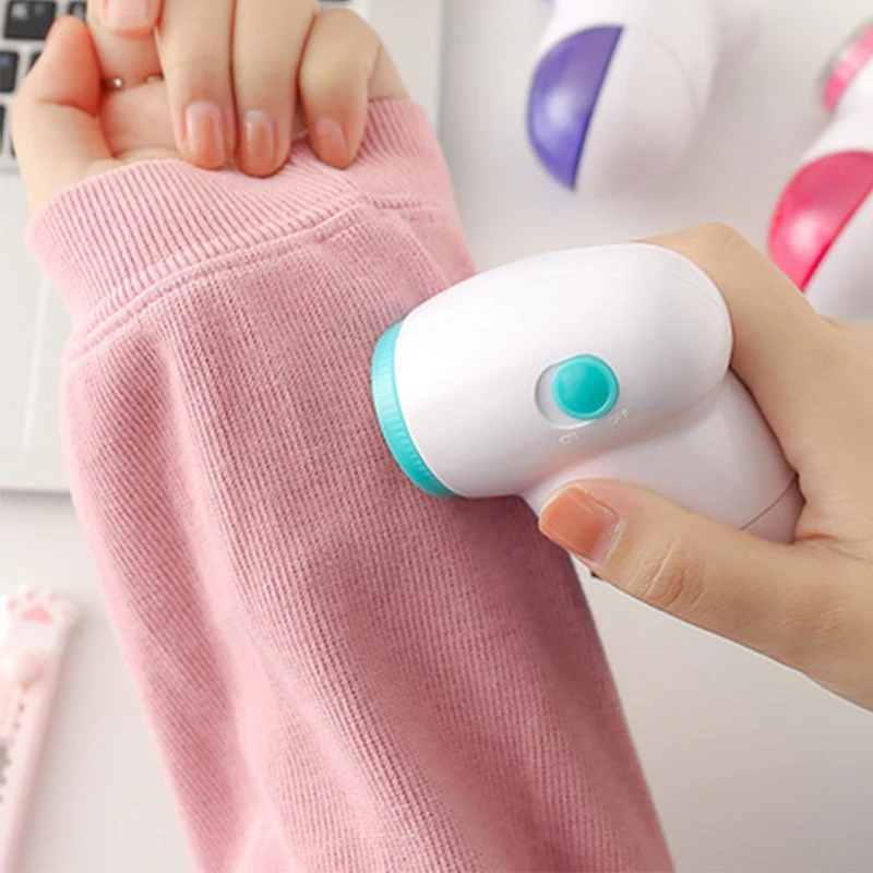 

Portable Fabric Shaver Clothes Fluff Pellets Cut Machine Remove Lint From Sweater Fuzz Pills Shaver Battery Operated Cleaning