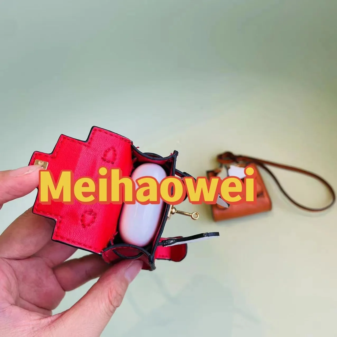 2023 Spring And Summer New Korean Version Mini Smiley Bag Pendant Female High-end Key Chain Holiday Birthday Holiday Gift