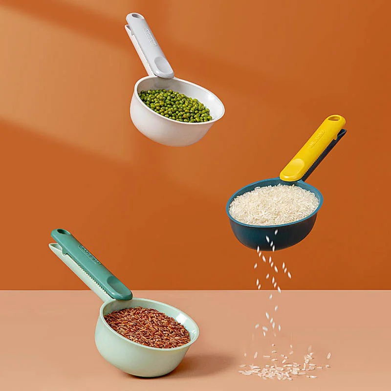 

2 in 1 Kitchen Rice Ladle Multifunctional Household Large Capacity Flour Ladle Seal Clamp Creative Spoon Kitchen Tools Supplis