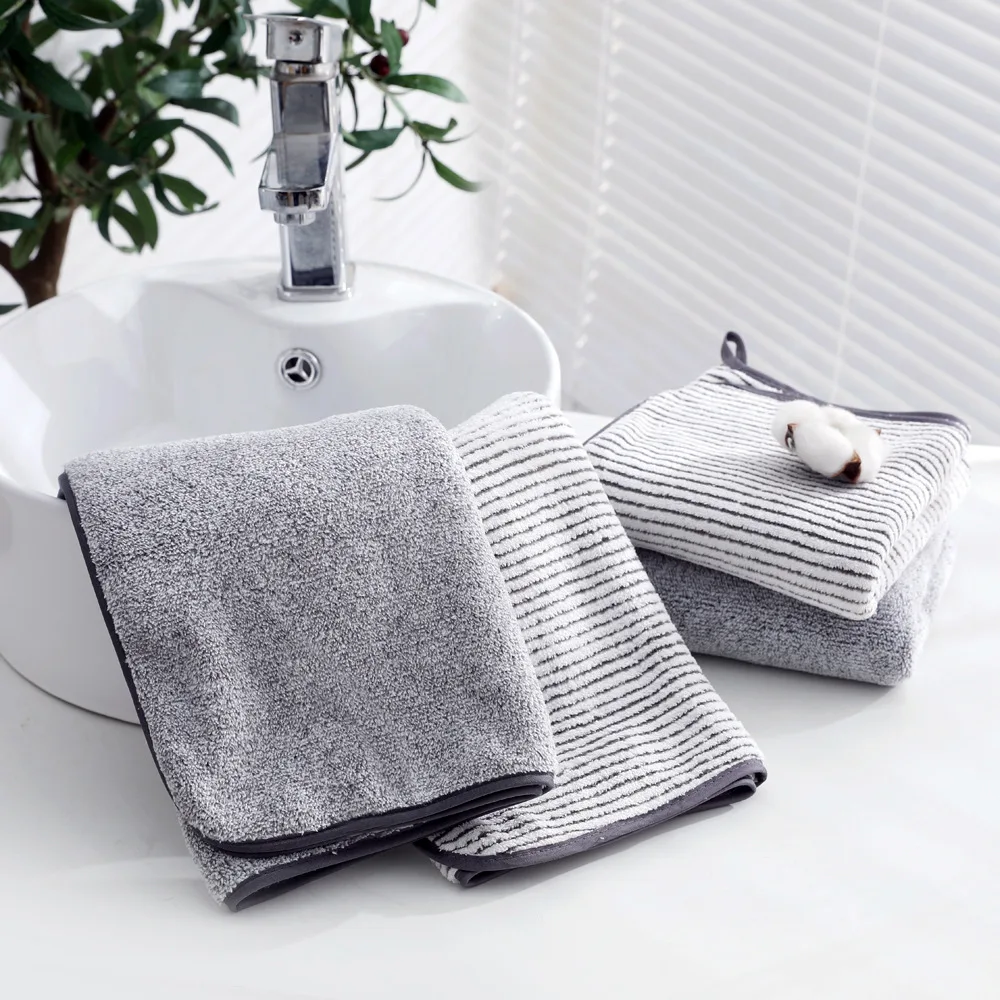 Thickened bath towel Bamboo charcoal fiber antibacterial and lint-free large bath towel absorbent household adult bath images - 6