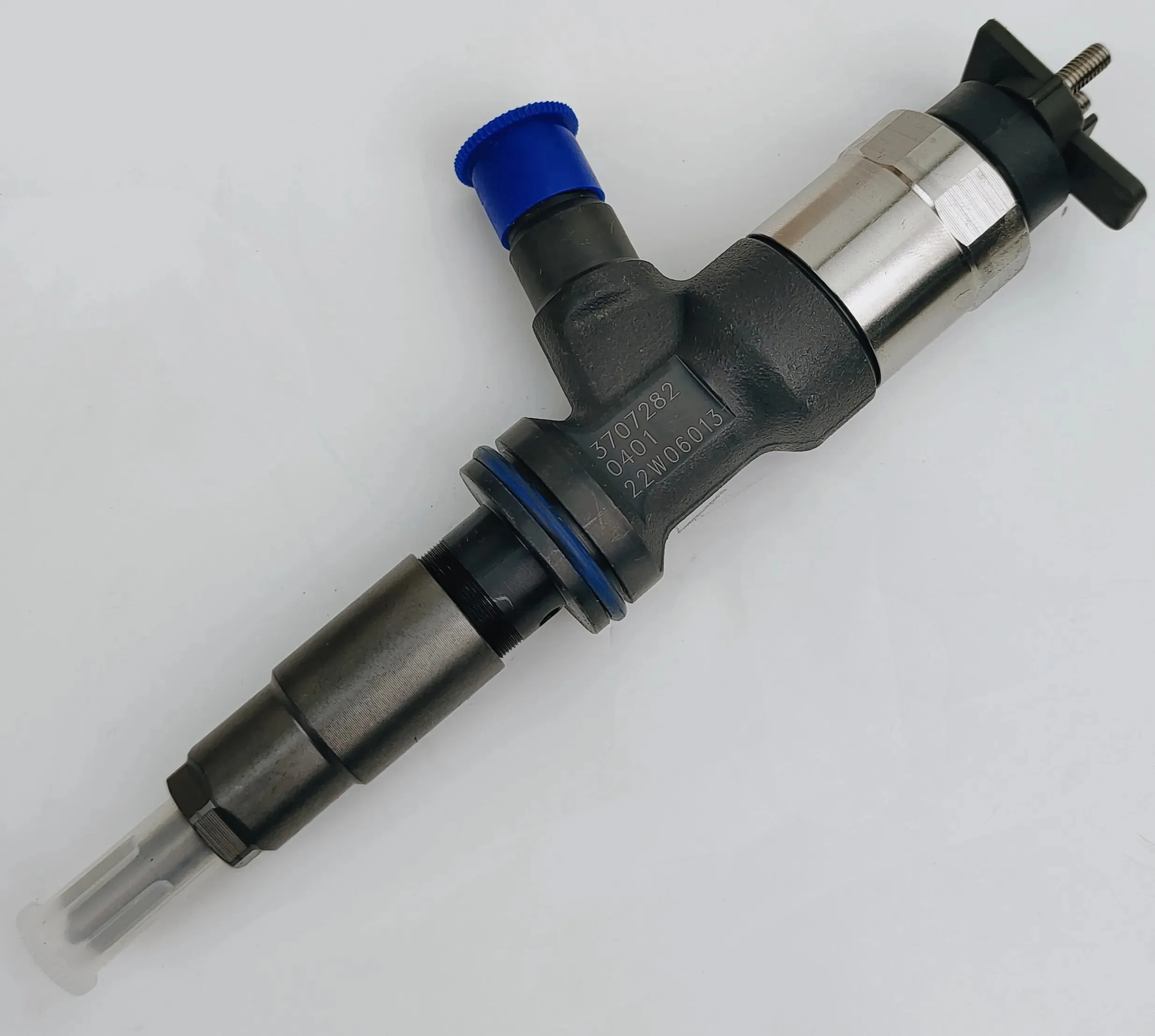 Дизельный топливный инжектор 095000-6410 23670-0R030