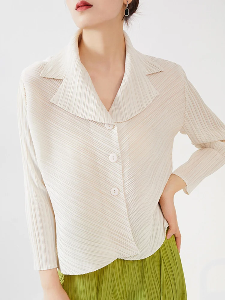 

Autumn TVVOVVIN 2023 New Women Pleated T-shirt For Turn-down Collar Single Breasted Solid Color Fashion Elegant Clothing M4NU