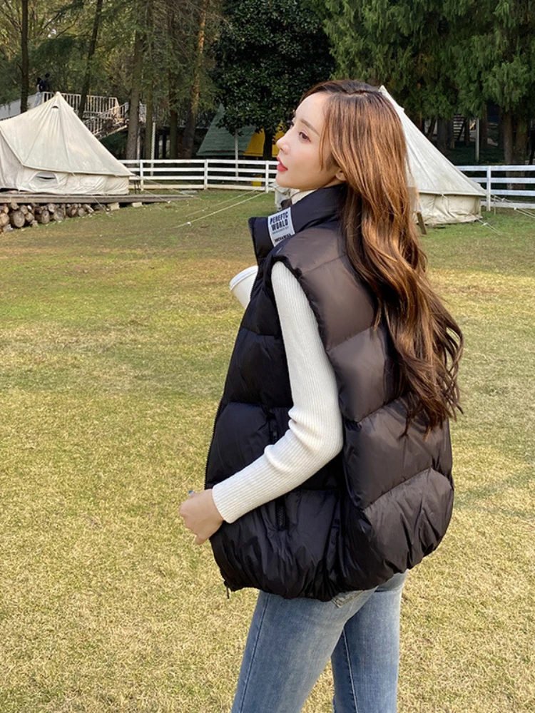 

2022 New Autumn Winter Down Vest for Women Ladies Golf Wear Lightweight Waterproof Down Padded Keep Warm High Quality T241