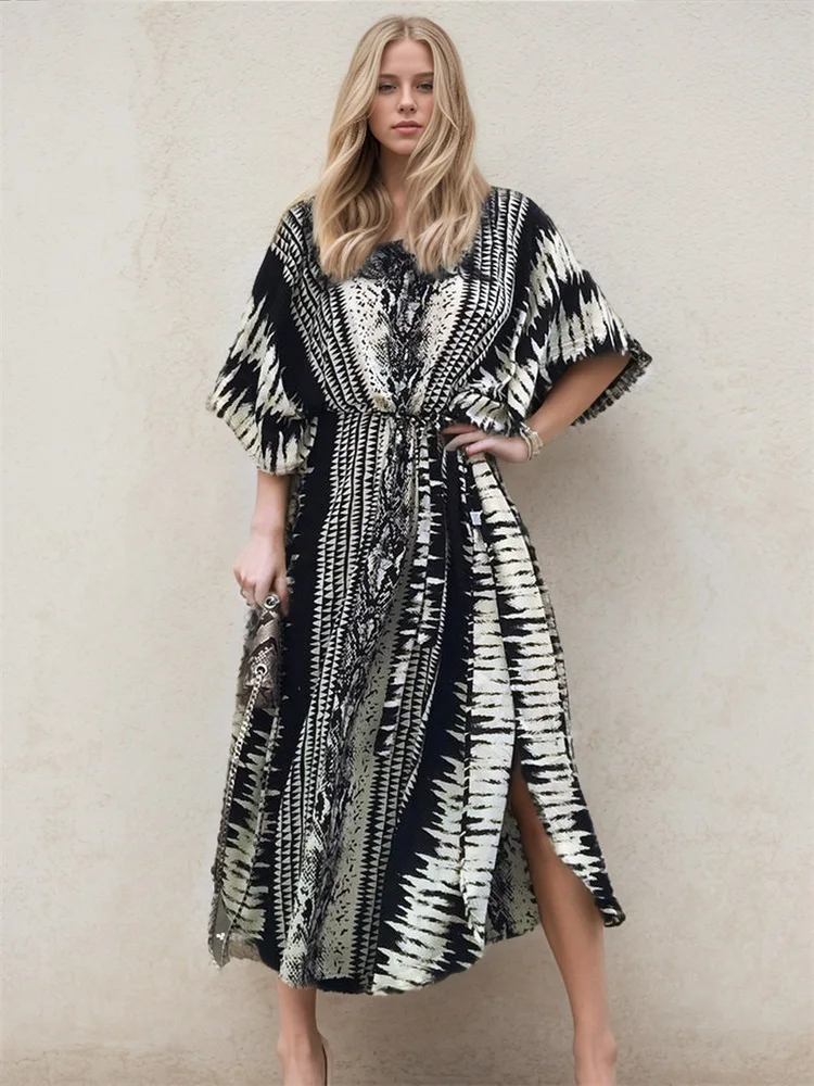 Стильная полосатая пляжная туника из искусственного шелка в молодежном богемном