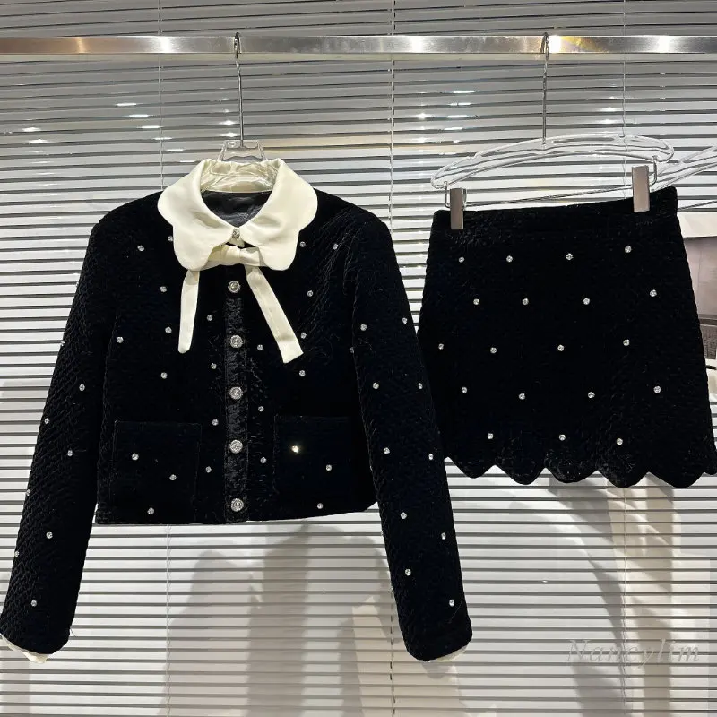 Quilted Suit Women's Skirts Sets 2022 Winter New Rhinestone Velvet Short Coat Long Sleeve Jacket + Wavy Skirt 2 Piece Sets Femme