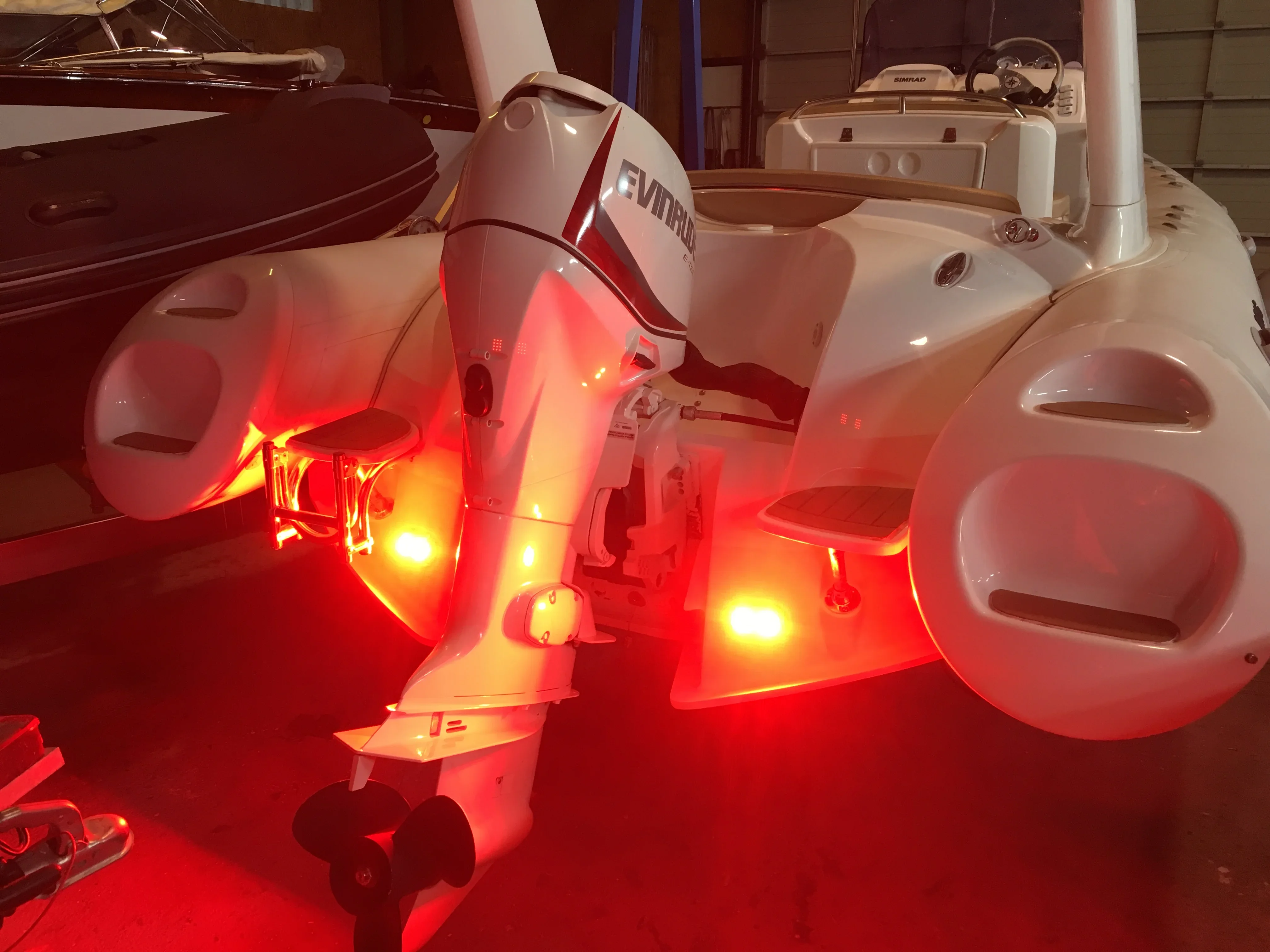 Суперъяркая осветительная лодка модель RGBW 120 Вт яркость 12 В класс защиты IP68