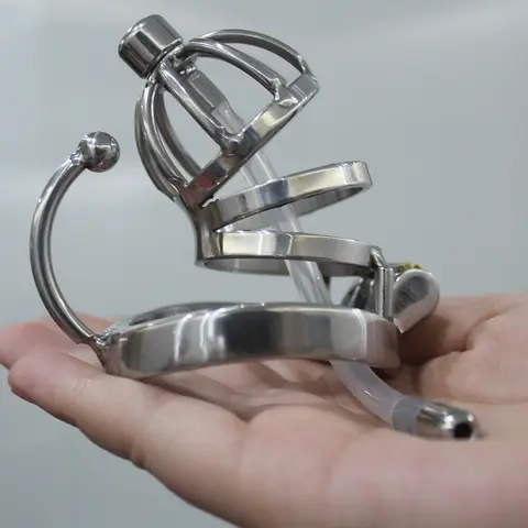 Аналар қатысатын ретро порно фильмдер Анна Семеновичпен жыныстық қатынас қатал.