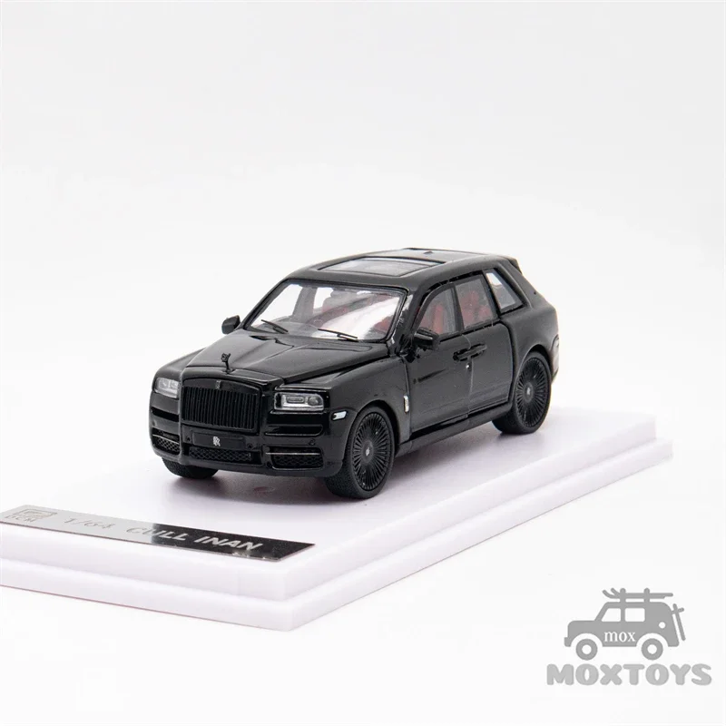 DCM 1:64 Rolls-Royce Cullinan открытая литая модель автомобиля