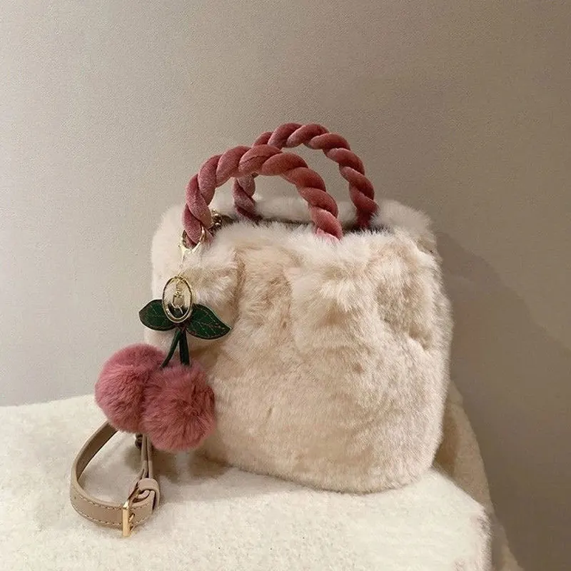 Elegant Plush Handheld Bag for Women Fashion  One Shoulder Crossbody bag Sweet girl portable Fluffy Bucket Bag