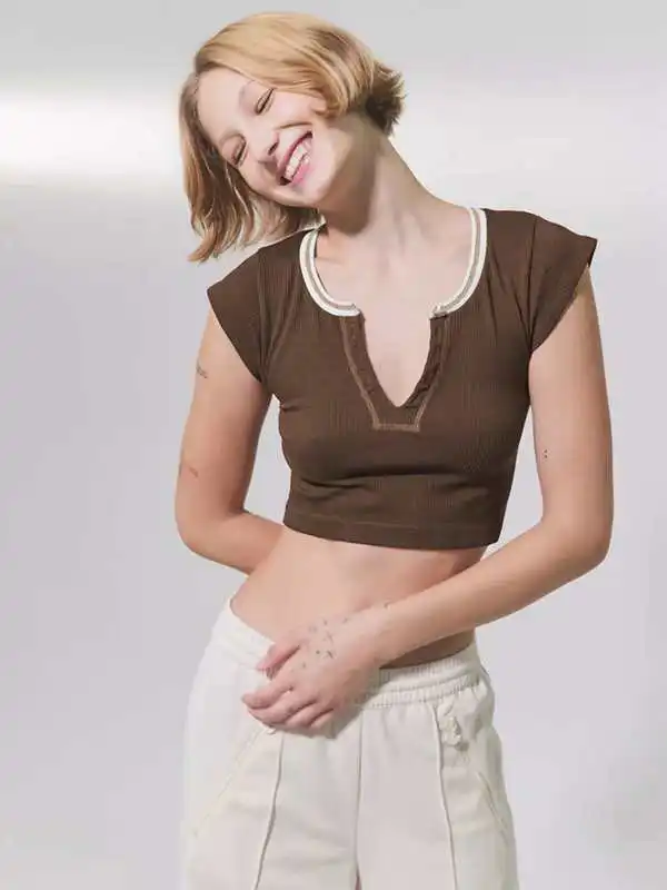 

2023 new women t shirt t-shirts o-neck fashion Cotton Non white