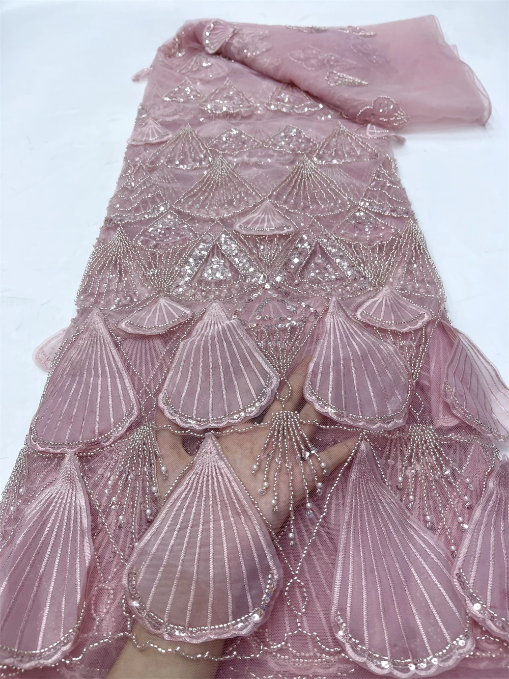 Кружевная ткань из органзы