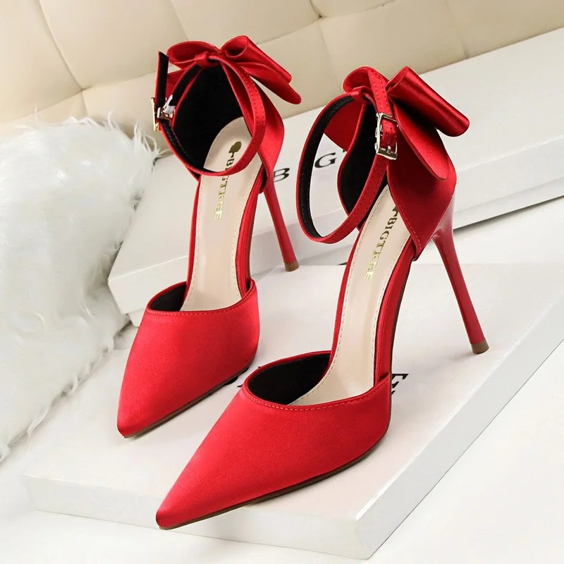 

Fashion Sweet Beauty Shoes Stiletto High Heels Shallow Mouth Pointed Toe Satin Hollow Back Bow One Word Belt Sandals for Women