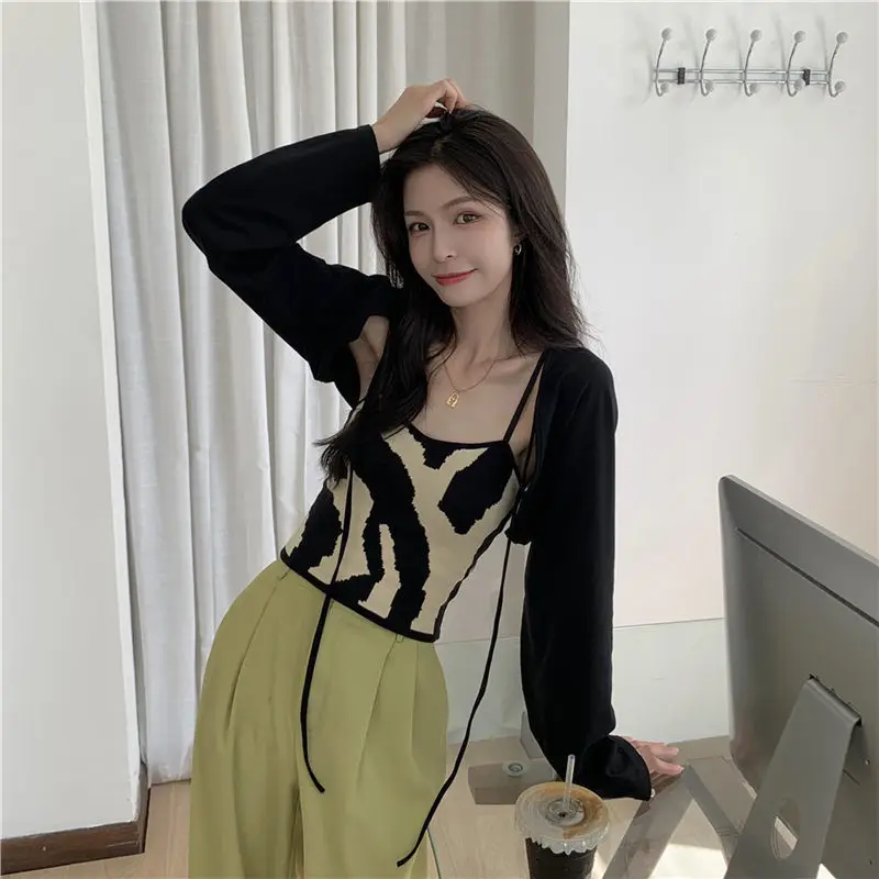 

U Type Contrasting Colors Camisole Immovable Chest Pad Tank Top Sexy Slim Was Thin Vest Women Summer 2022 New