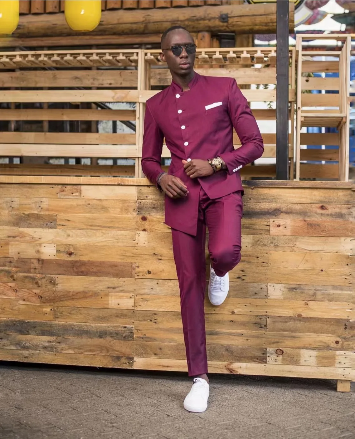 

Мужской костюм 2023, пальто и брюки, модный костюм в китайском ретро-стиле для жениха на свадьбу, классическое мужское платье с воротником-стойкой, бордовая куртка, брюки