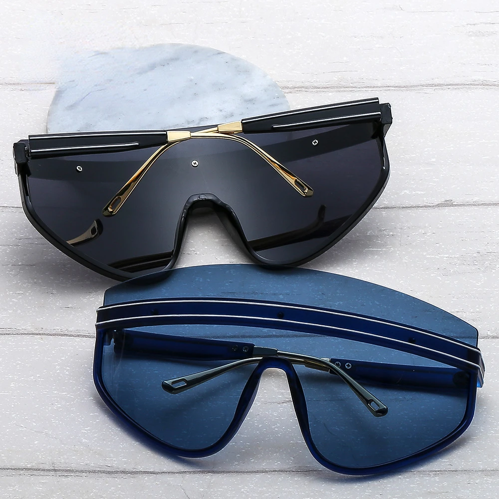 

Personality Dazzling Modern Sunglasses Fashion Big Frame Windproof Sunglasses Fashion Men and Women Street Shooting Glasses
