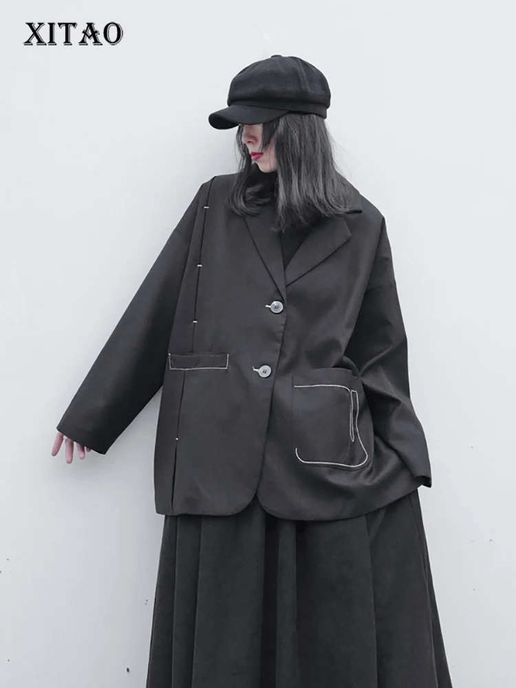 

XITAO Simplicity Casual Blazer Black Loose Asymmetrical Bright Line Decorate Pocket Autumn Vintage All-match Women Coat ZY8058