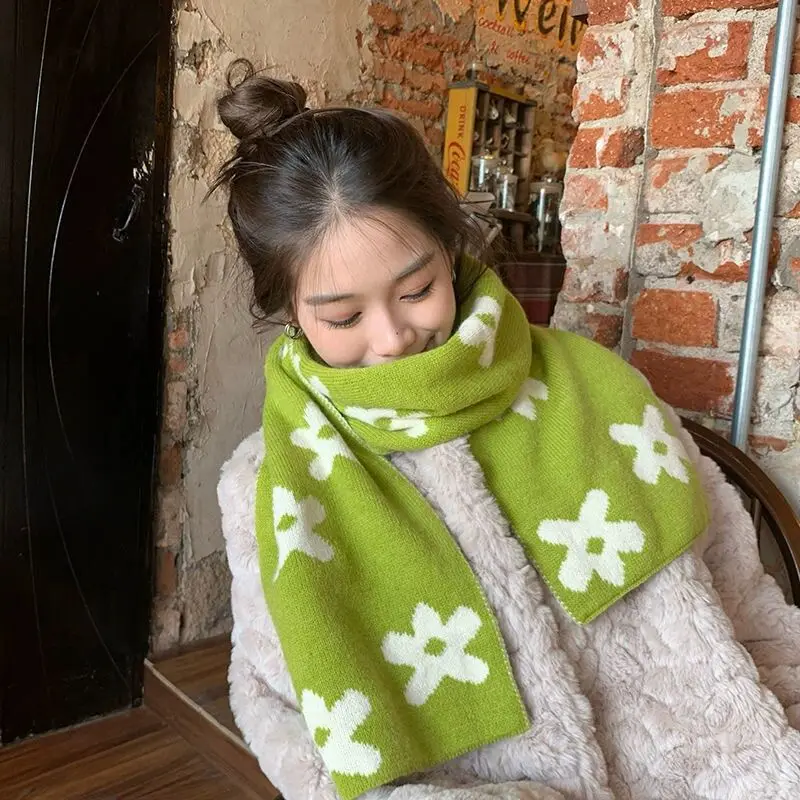 

New Scarf Female Winter Ins Korean Poncho Students Keep Warm Flowers Wool Knitted Scarves Harajuku Blanket Autumn and Winter