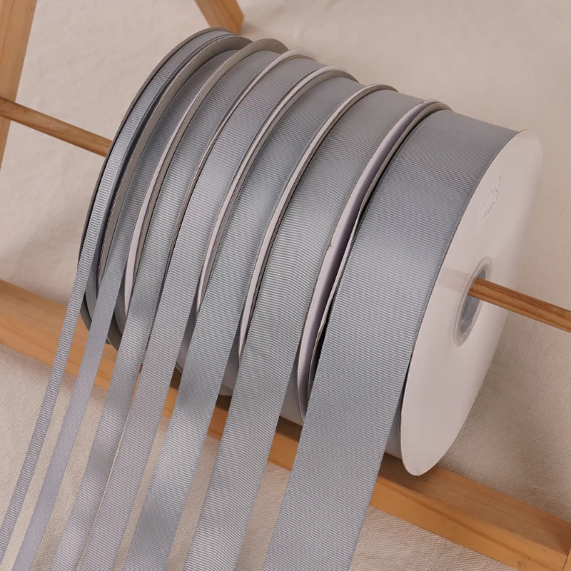 

91 м/рулон, лента в рубчик для упаковки подарков