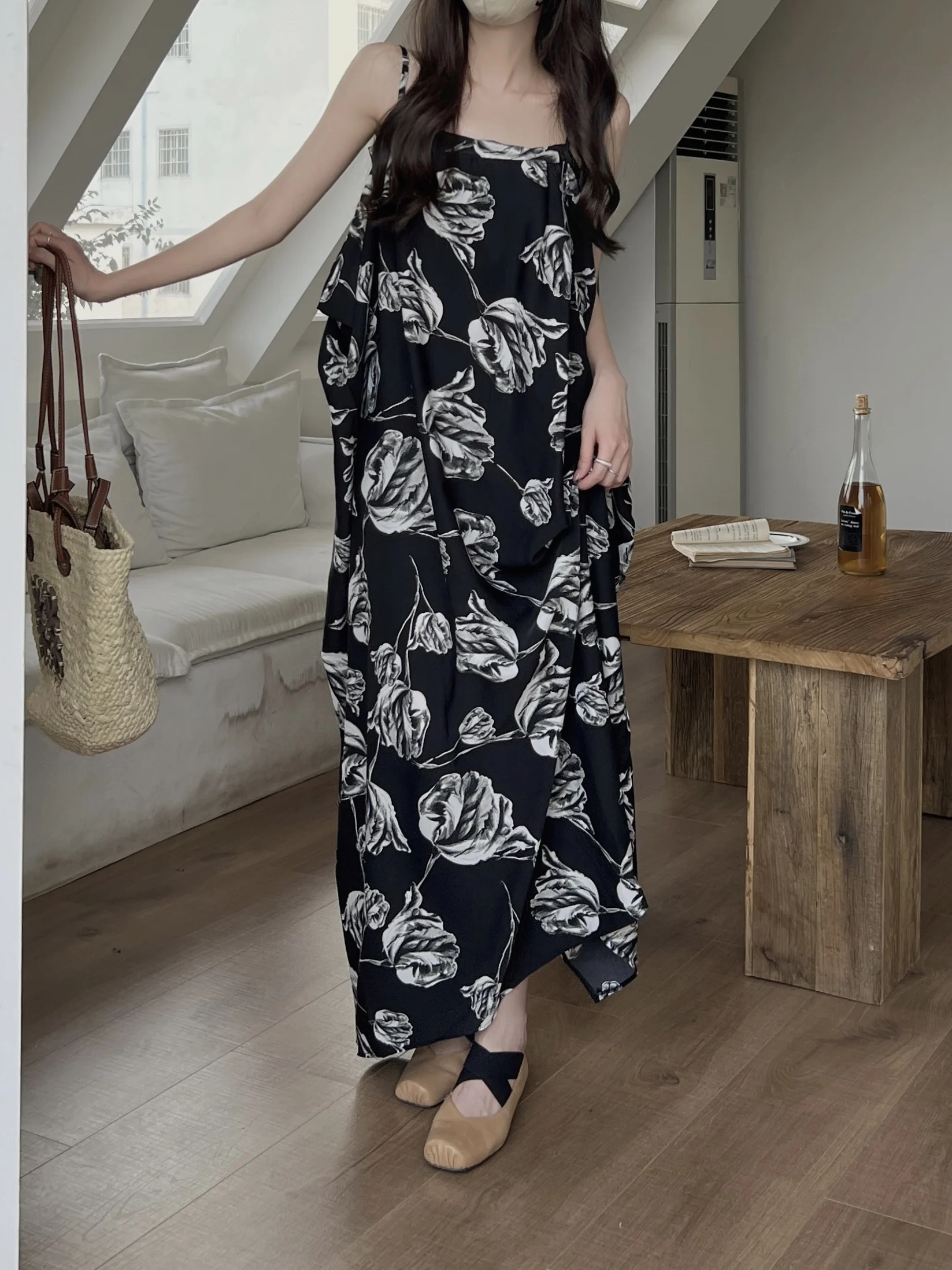 

Женское платье без рукавов, черное свободное винтажное платье средней длины с принтом на завязках, лето 2023